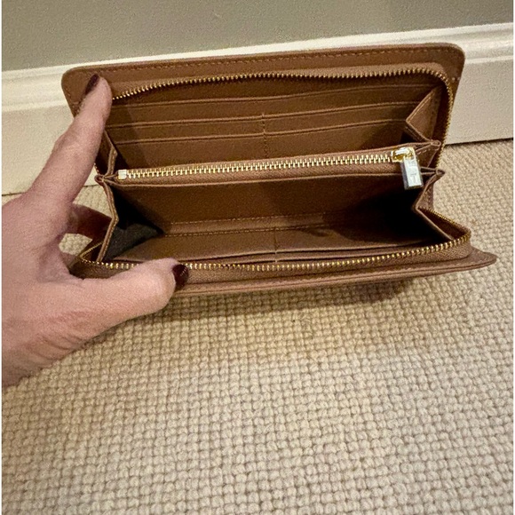 Ted Baker Wallet - Picture 5 of 5